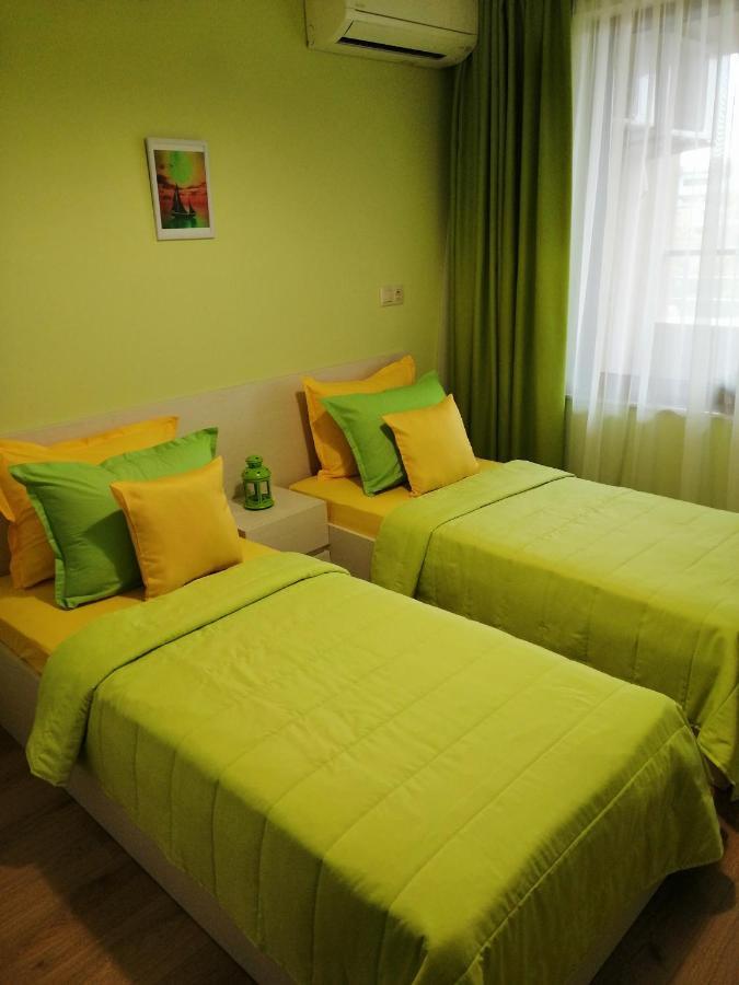 Sunny Apartment Burgas Bagian luar foto
