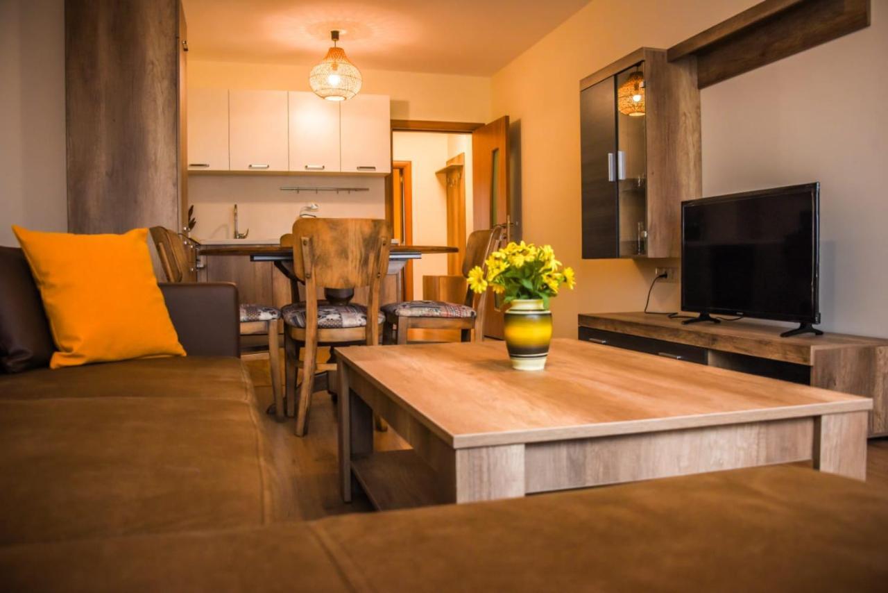 Sunny Apartment Burgas Bagian luar foto