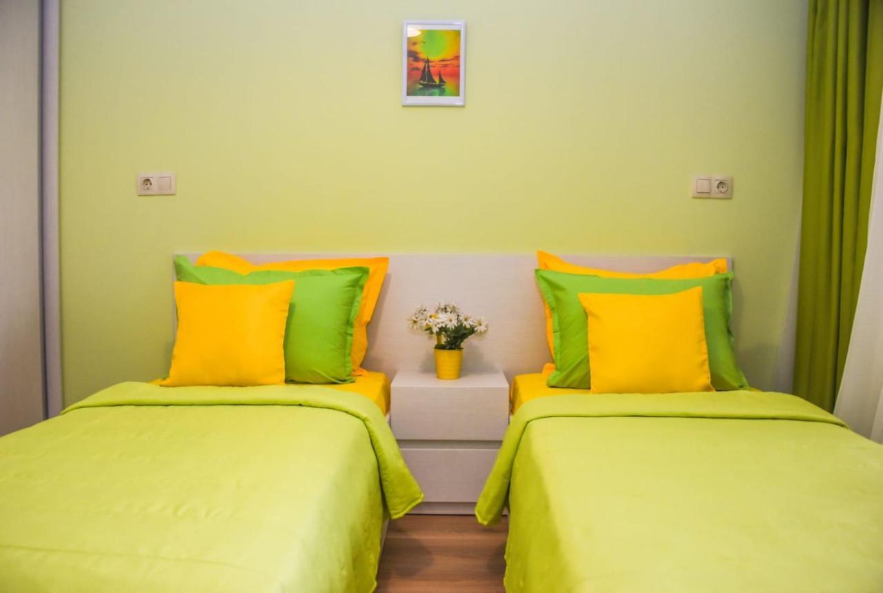 Sunny Apartment Burgas Bagian luar foto